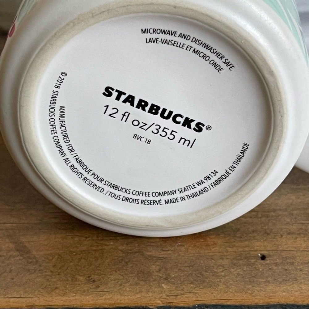 STARBUCKS 2018 Holly Berry 12oz Mug Cup - Picture 6 of 7